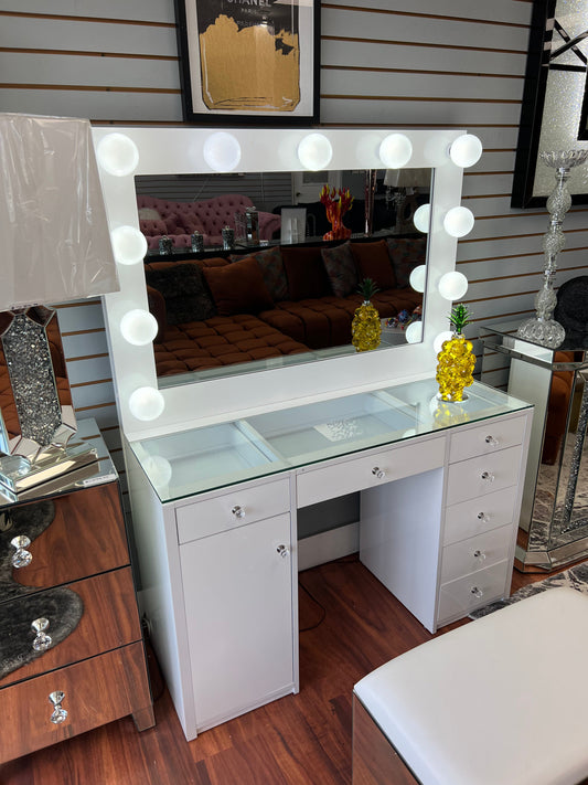 White Hollywood Bulb Vanity