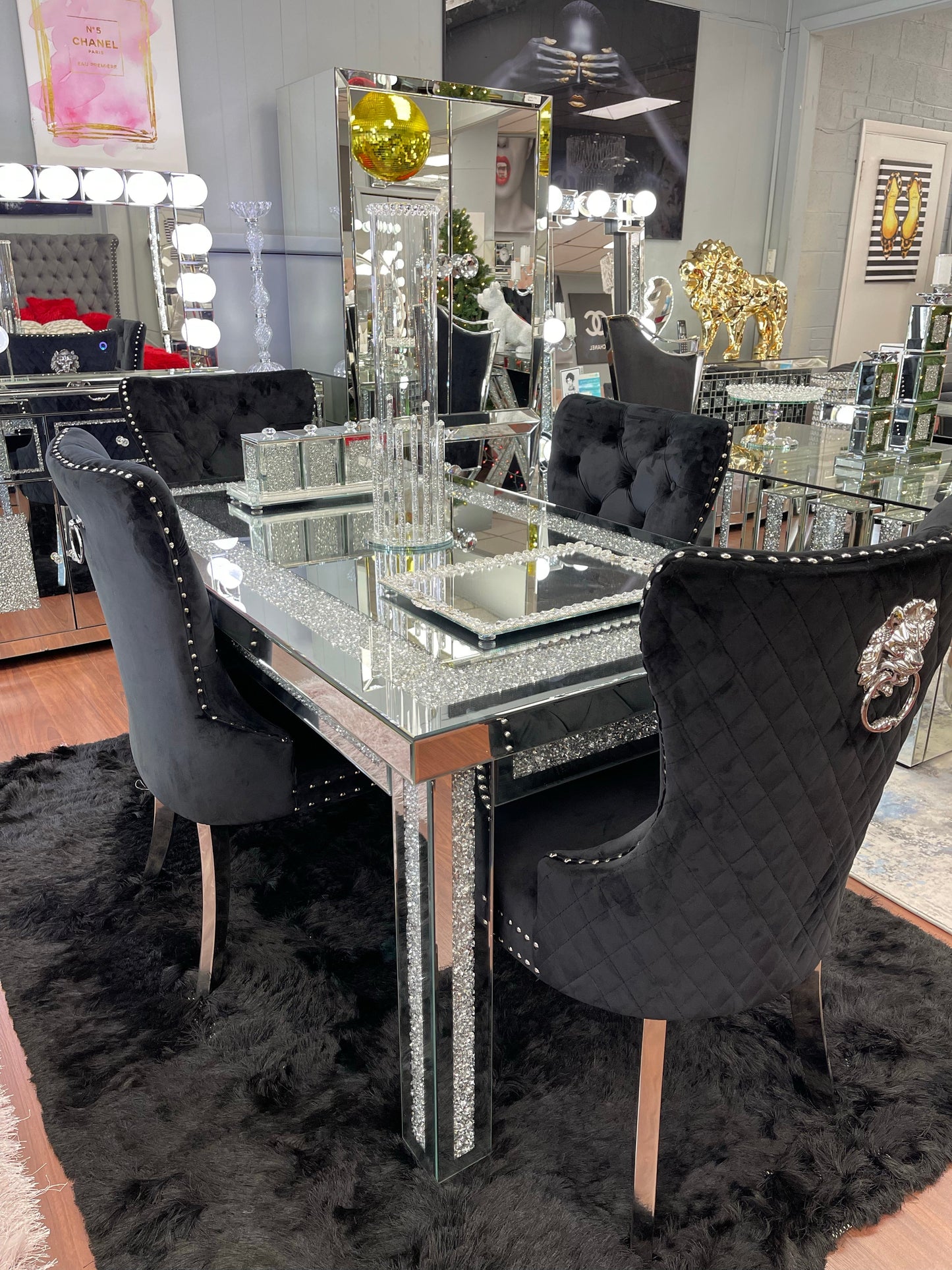 Hollywood Rec. Mirrored Dining Table