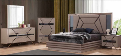 Wendy 5pc Queen Bedroom Set