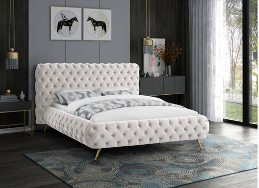 Queen Delano Velvet Bed